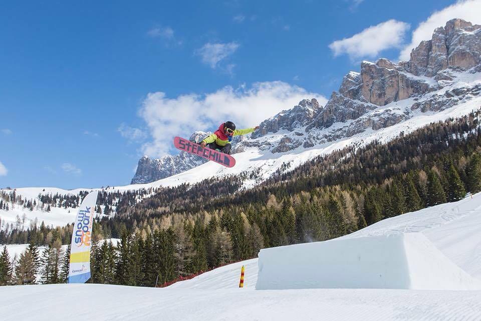 Hotel Majon De La Nona Pozza di Fassa Exterior foto